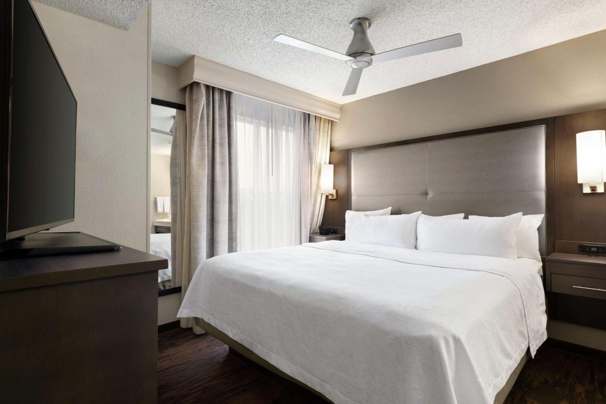 โฮมวู้ด สวีท บาย ฮิลตัน ดัลลัส พลาโน Hotel ภายนอก รูปภาพ